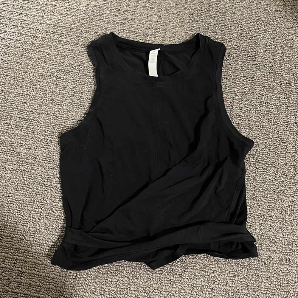 Lululemon tank